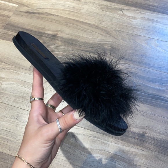 ALDO Black Slide Sandals - Picture 2 of 4